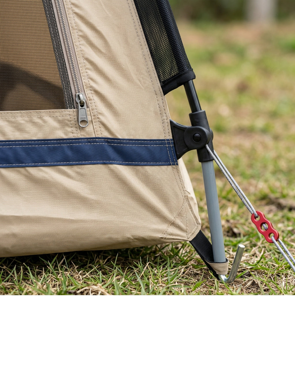 Livx 4-Person Cabin Camping Tent 240 x 210 cm Navy and Sand - Detail view